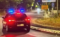 Notte di fuoco a Caltagirone: distrutte una Nissan Micra e una Fiat Brava