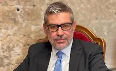 &laquo;Un co.co.co. di tre mesi&raquo; all&rsquo;amica del deputato Giuseppe Lombardo con parenti mafiosi