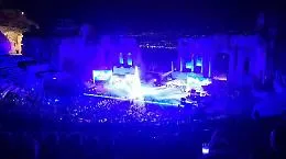 Vasco saluta la Sicilia dal Teatro Antico: il videomessaggio ai Taormina Music Awards