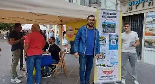 Il M5S contro le strisce blu: &laquo;Pi&ugrave; parcheggi gratis, lo dice la legge&raquo;