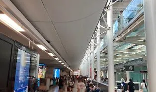L'Etna torna a farsi sentire: scattano nuove restrizioni sui voli all'aeroporto di Catania
