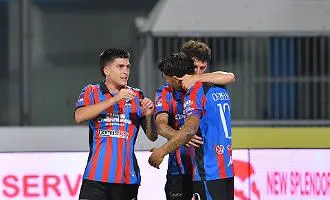 Il Catania risorge, la mossa di Longo che ha affondato il Cosenza: finisce 4 a 0