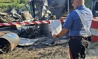 Mega deposito di rifiuti sequestrato a Grammichele: arriva il momento dell'indagine