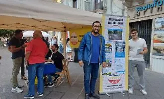 Il M5S contro le strisce blu: &laquo;Pi&ugrave; parcheggi gratis, lo dice la legge&raquo;