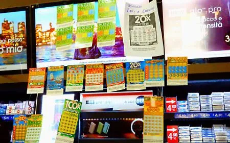 Rubano 318 biglietti della lotteria da una rivendita di tabacchi: identificati in tre, avevano gi&agrave; vinto pi&ugrave; di mille euro