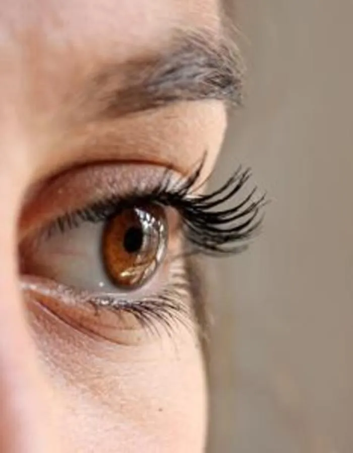 Infezione all'occhio dopo intervento di cataratta in una clinica privata: 30 casi nella Sicilia Orientale 
