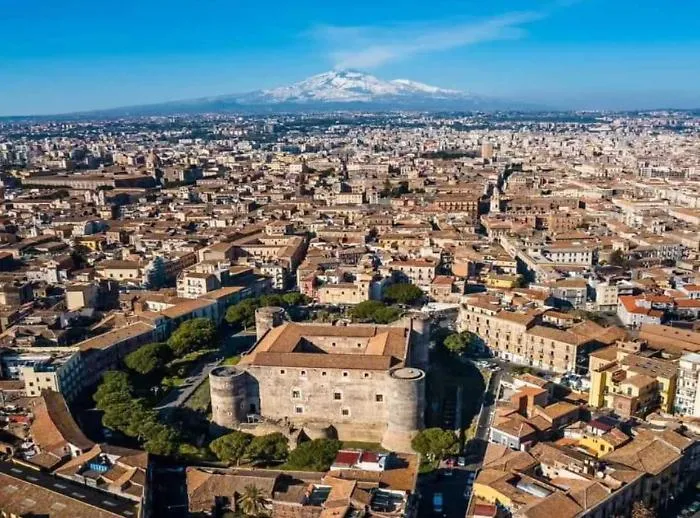 Catania &egrave; un grande cantiere: &laquo;400 milioni di lavori&raquo; elencati dal sindaco Trantino