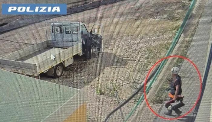 Catania, due operai di Gela rubavano alcuni attrezzi nel cantiere dove lavoravano