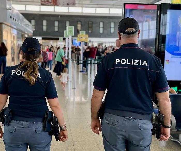 Aeroporto di Catania, donna arrestata sulla pista: &egrave; indagata per sequestro di persona ed estorsione