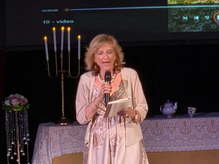 Grazia Licciardello presenta 'Sinfonie d'anima' a Giarre: una poesia che scuote e chiama all'azione