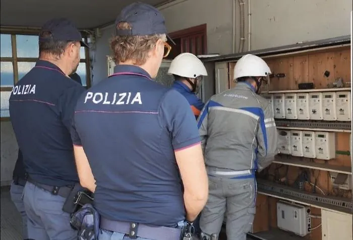 Furti di energia elettrica al Villaggio Sant&rsquo;Agata: dieci denunciati