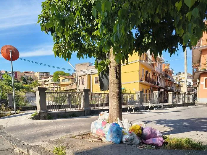Rifiuti, l&rsquo;Amministrazione annuncia il pugno duro