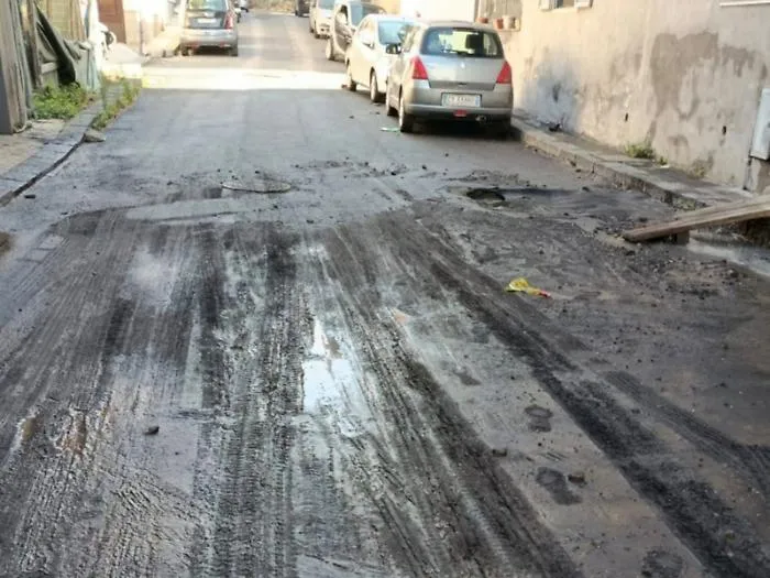 Guasto alla condotta idrica: quartieri allagati